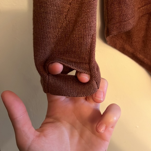 Detail back long sleeve - Picture 4 of 6